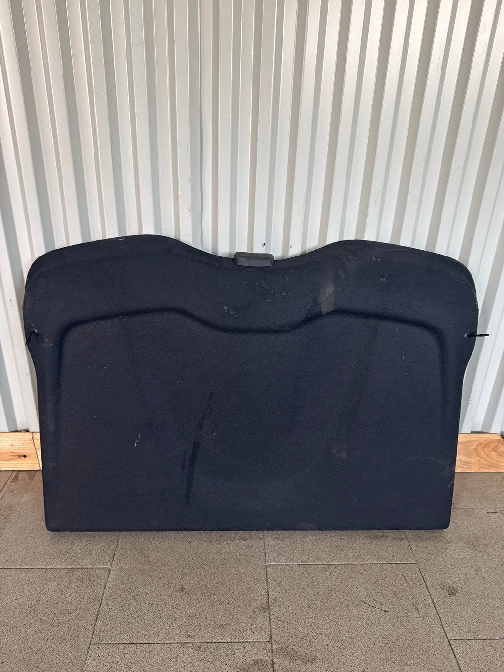 CONSOLLE POSTERIORIORE CAPPELLIERA NERA USATA VOLVO V40 cod. 31389389