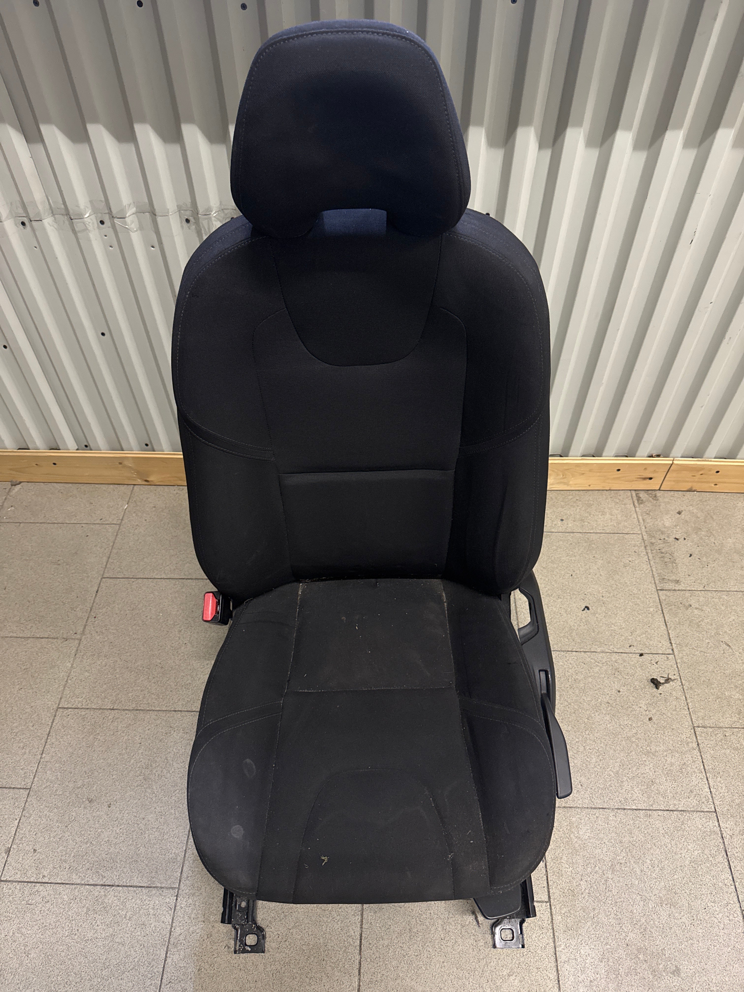 SEDILE ANTERIORE SINISTRO VOLVO V40 CROSS COUNTRY cod. 31292097 - 31292099