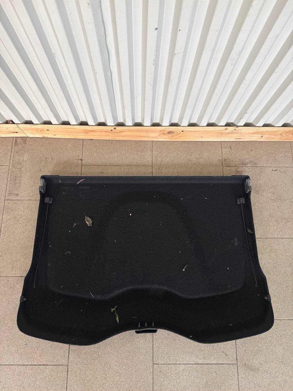 CONSOLLE POSTERIORIORE CAPPELLIERA NERA USATA VOLVO V40 cod. 31389389