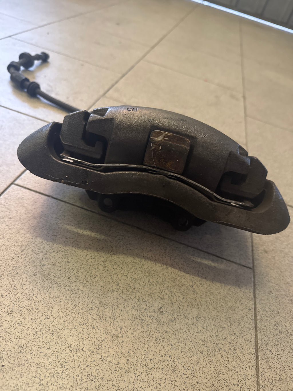PINZA FRENO ANTERIORE DESTRA USATA VOLVO V40 CROSS COUNTRY 16,5" cod. 36000704