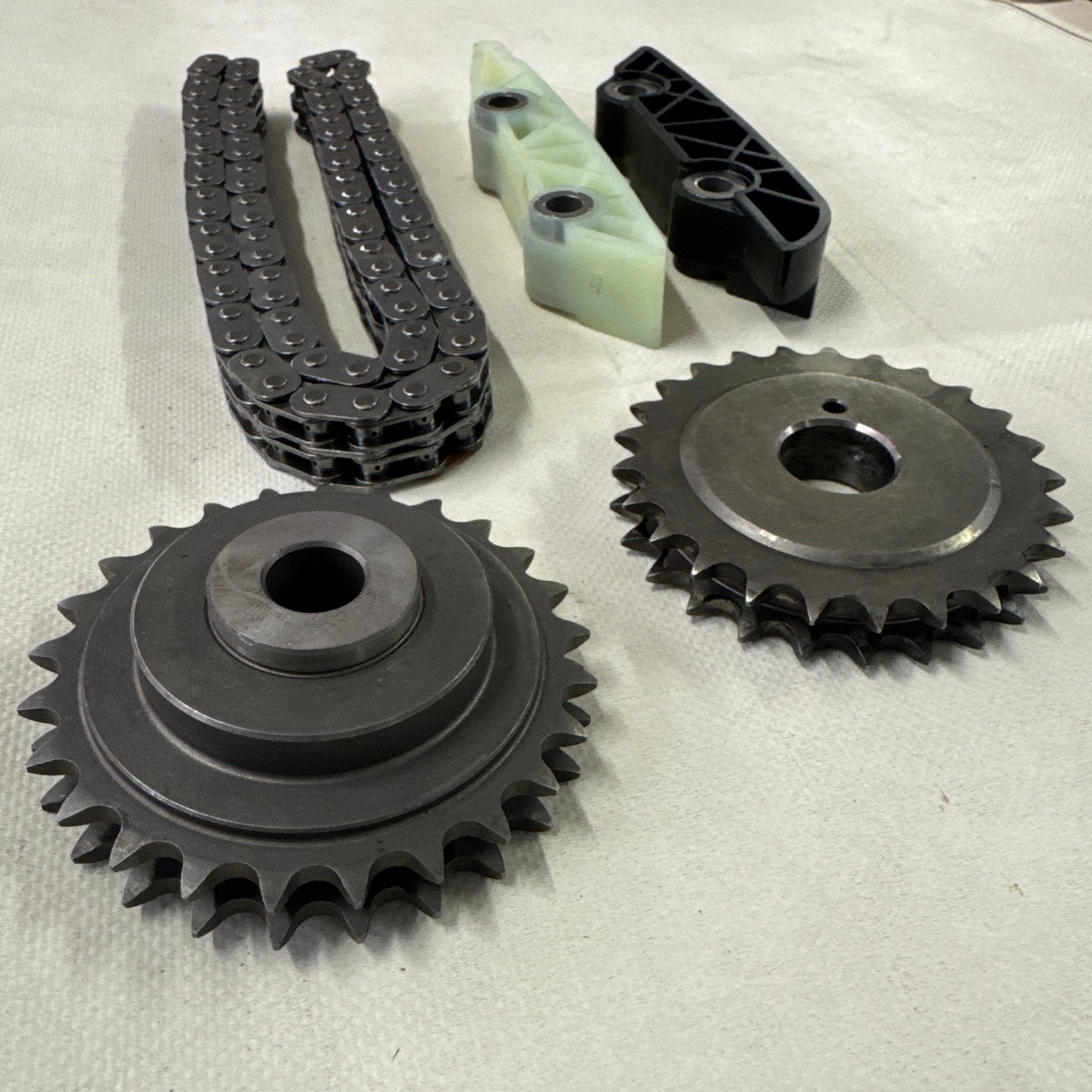 KIT CATENA DISTRIBUZIONE ALBERO GOMITI ORIGINALE IVECO DAILY COD. 5802009661