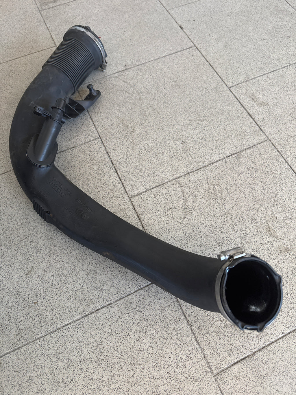 MANICOTTO ARIA FRESCA ORIGINALE USATO VOLVO V40 cod. 31325985