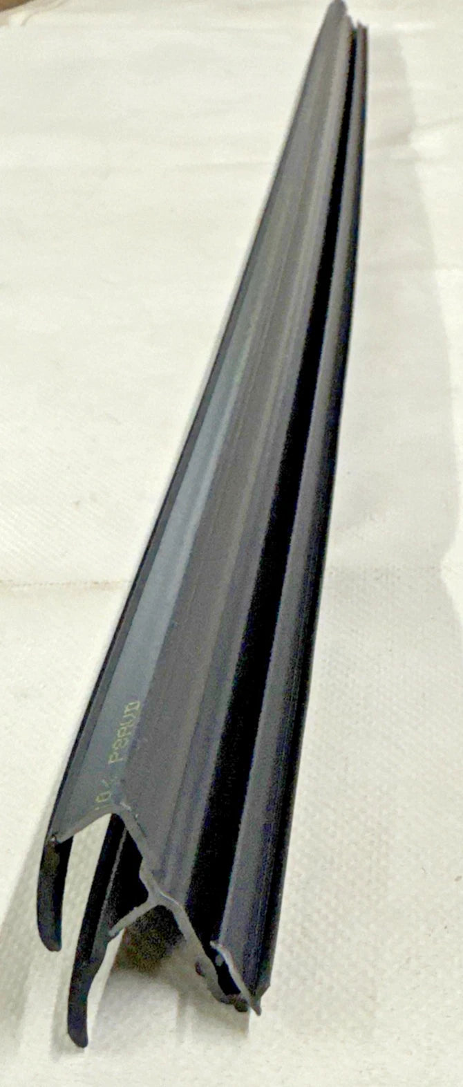 RASCHIAVETRO INTERNO PORTA ANTERIORE DESTRA CITROEN C5 AIRCROSS COD. 9811247180