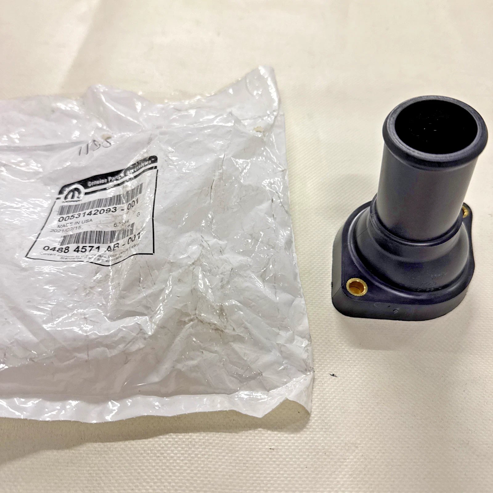COPERCHIO DEL TERMOSTATO DODGE CALIBER LANCIA FLAVIA COD. 04884571AB
