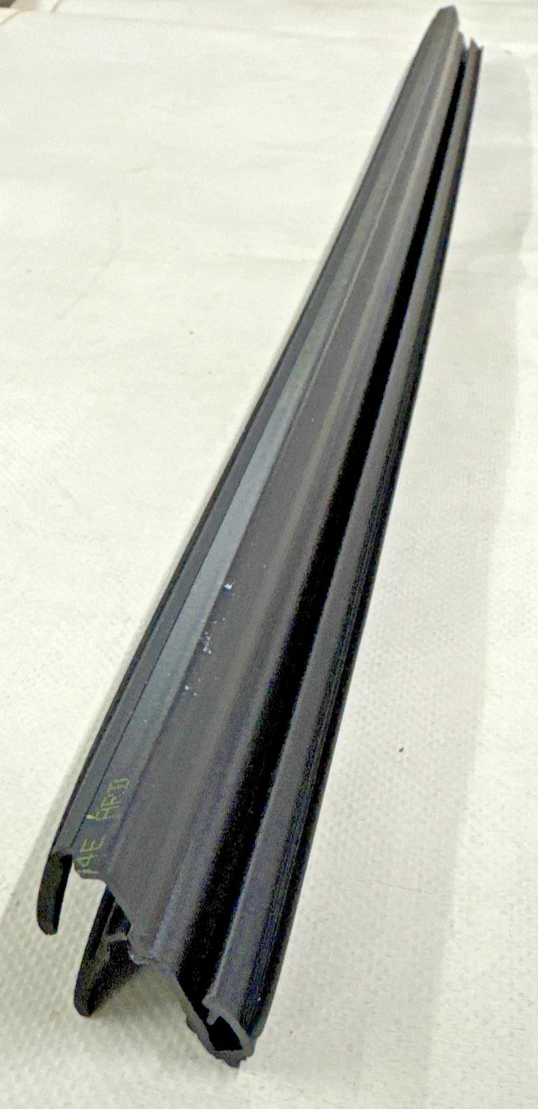 RASCHIAVETRO INTERNO PORTA POSTERIORE DESTRA CITROEN C5 AIRCROSS COD. 9816903580