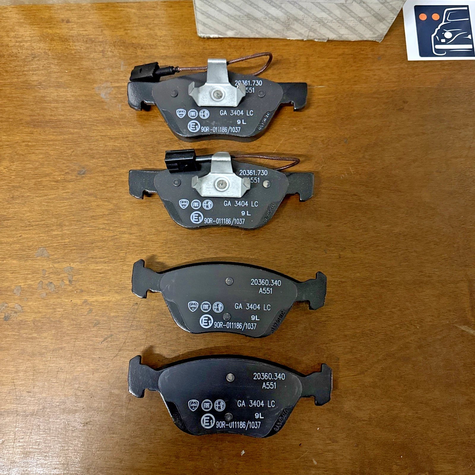 KIT PASTIGLIE FRENO ANTERIORI ORIGINALI FIAT - ALFA ROMEO - LANCIA COD. 71752995