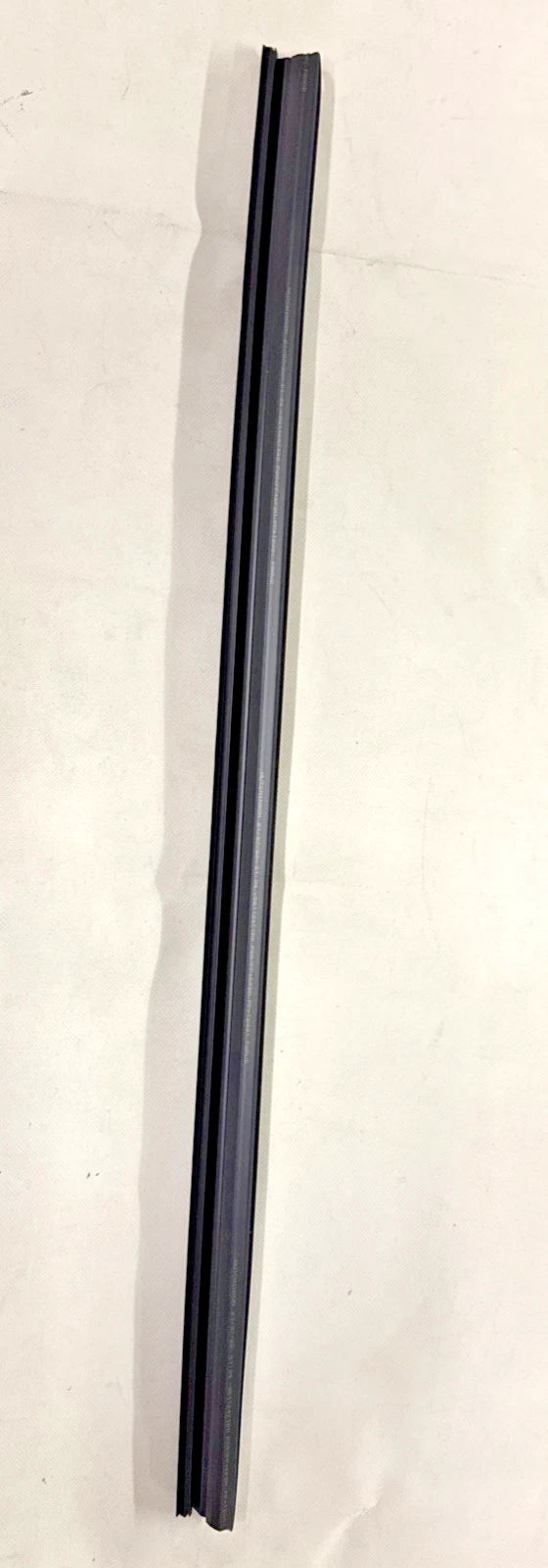 RASCHIAVETRO INTERNO PORTA ANTERIORE DESTRA CITROEN C5 AIRCROSS COD. 9811247180